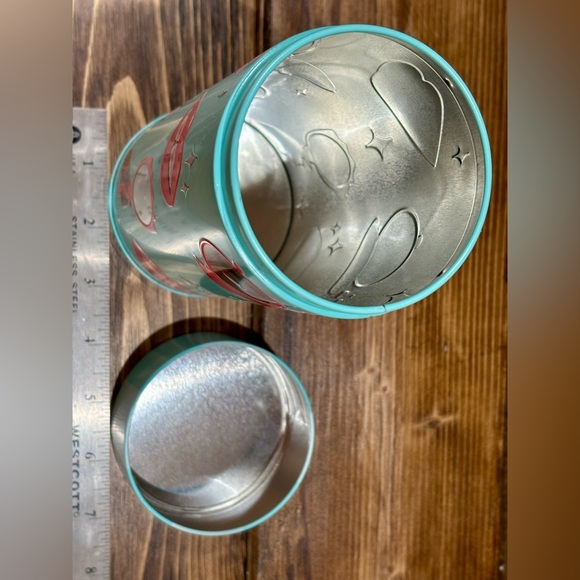 💋Benefit canister. Empty. Storage. Makeup💄 - Picture 4 of 5